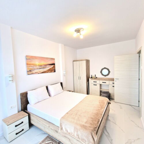 Apartament cu panoramă cu vedere parțială spre mare cu 2 camere pentru 4 pers.