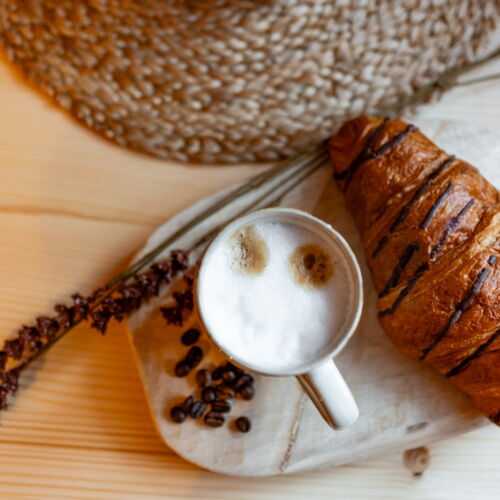 Camera tripla familial(ă) la etaj