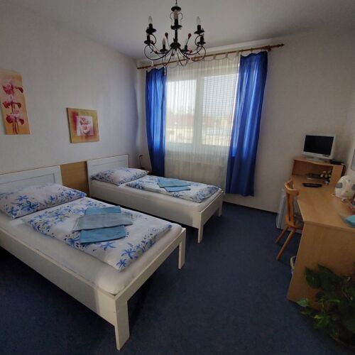 Pokoj se sprchou  pro 2 os.