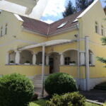 Classic Mansard 2-Room Apartment for 5 Persons