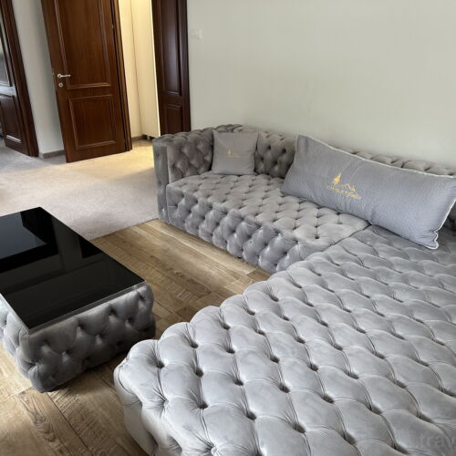 Apartament deluxe cu balcon cu 2 camere pentru 4 pers.