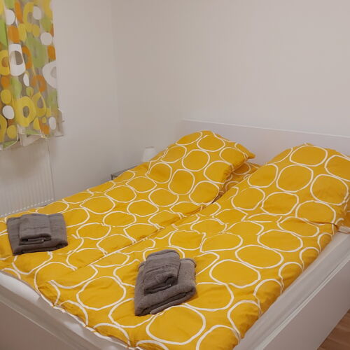 View to the Lake Upstairs 2-Room Apartment for 4 Persons (extra beds available)