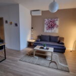 Apartament 5-osobowy na parterze Lux z 2 pomieszczeniami sypialnianymi