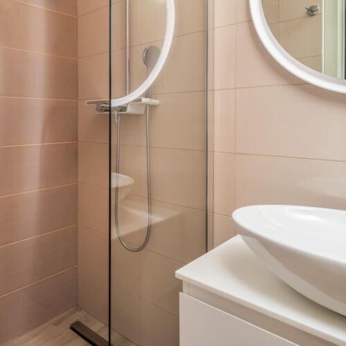 Casă de vară pentru 5 pers. (se inchirieaza doar integral)