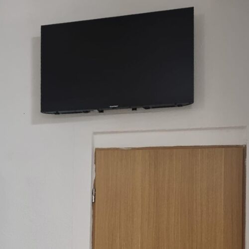 Apartament pentru 2 pers. (se inchirieaza doar integral)