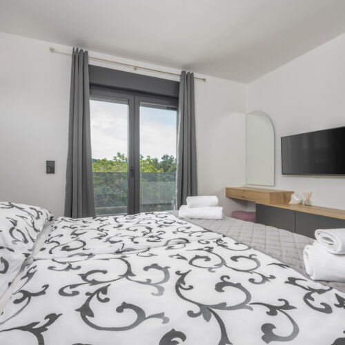 Casă de vară pentru 8 pers. (se inchirieaza doar integral)