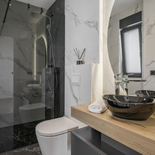 Casă de vară pentru 8 pers. (se inchirieaza doar integral)