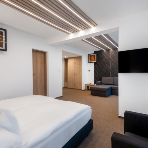 Standard 2-Zimmer-Suite für 4 Personen mit Badewanne