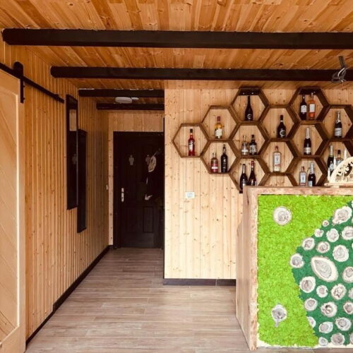 Cabană pentru 12 pers. (se inchirieaza doar integral)