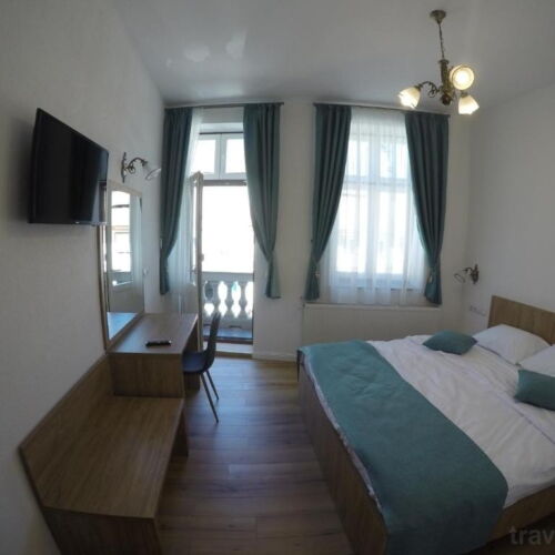 Rezydencja pokój 4-osobowy Family z balkonem z 2 pomieszczeniami sypialnianymi