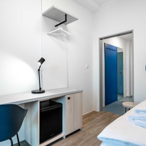 Camera single business cu duș