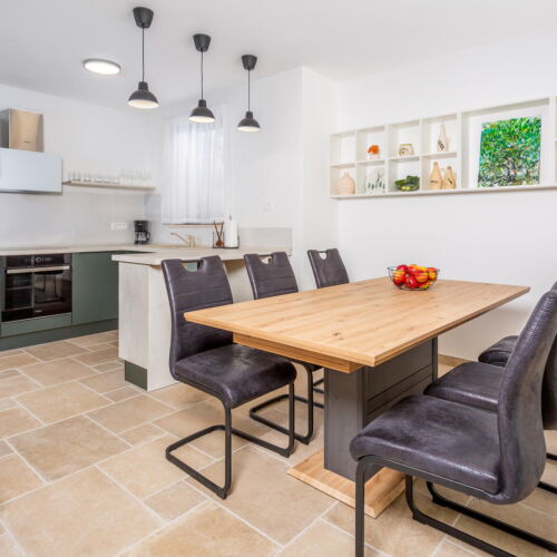 Summer House for 6 Persons