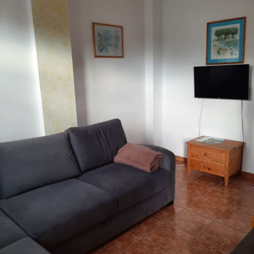 Apartament familial(ă) la etaj pentru 5 pers. (se inchirieaza doar integral) (se poate solicita pat suplimentar)