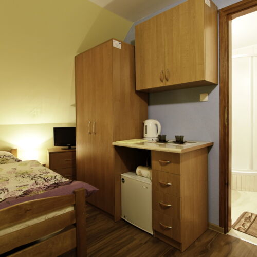 Pokój 2-osobowy na poddaszu z łazienką