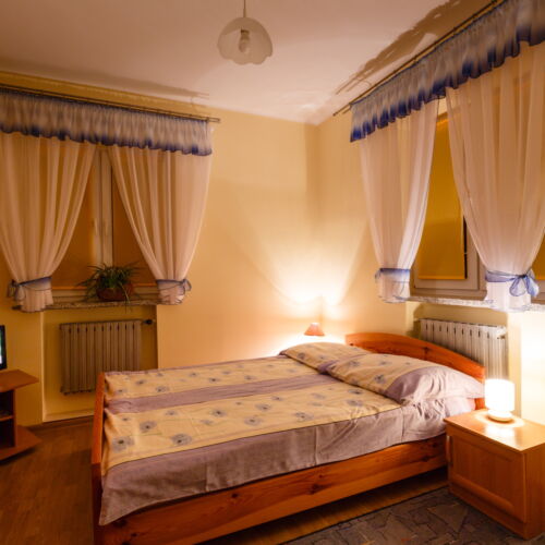 Pokój 2-osobowy na piętrze z łazienką