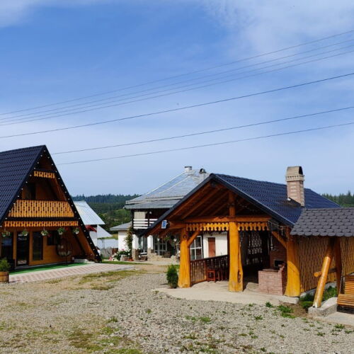 Family Roubenka (jako celek) s balkónem pro 8 os. (s možností přistýlky)