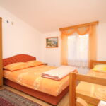 1-Zimmer-Apartment für 3 Personen mit Klimaanlage und Balkon AS-8627-n
