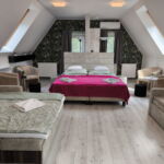 Deluxe 1-Zimmer-Suite für 6 Personen im Dachgeschoss