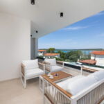 Deluxe Sea View Villa for 8 Persons