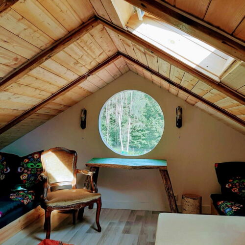 Casa de vacanta familial(a) cu vedere spre padure pentru 4 pers. (se inchirieaza doar integral)