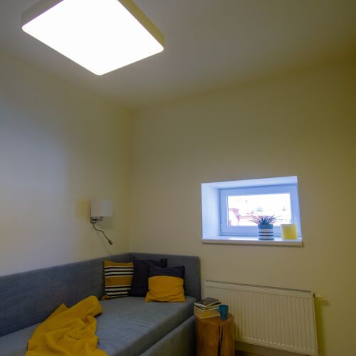 Single Room with Shower and Shared Kitchenette (extra bed available)