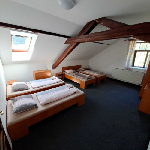 Pokój 4-osobowy z prysznicem