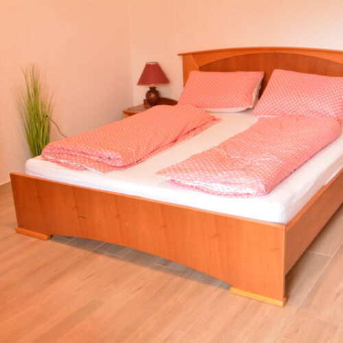 Apartament 3-osobowy z łazienką z własną kuchnią z 1 pomieszczeniem sypialnianym