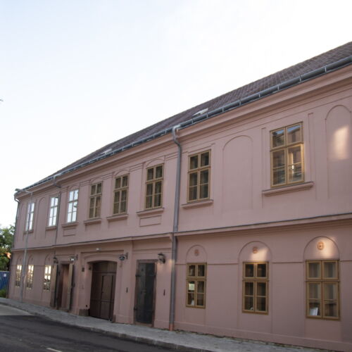 Apartman (jako celek) pro 4 os. v přízemí 