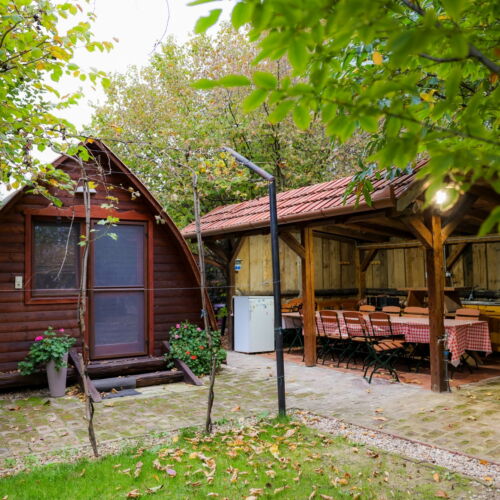 Apartament 3-osobowy na parterze z widokiem na ogród z 1 pomieszczeniem sypialnianym