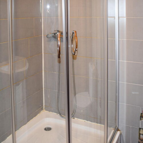 Casă de vară pentru 10 pers. (se inchirieaza doar integral)