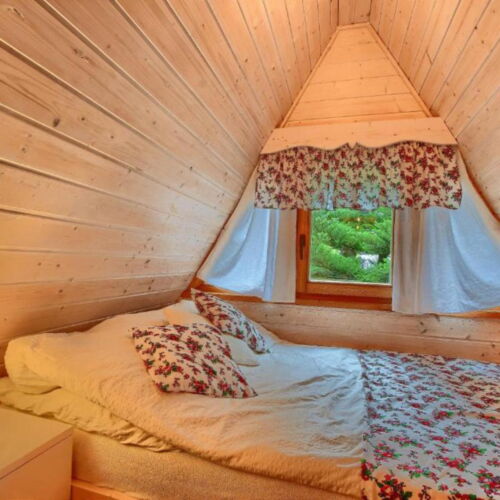 Forest View Whole House Chalet for 6 Persons