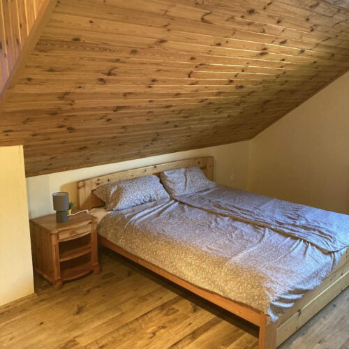 Upstairs Triple Room ensuite