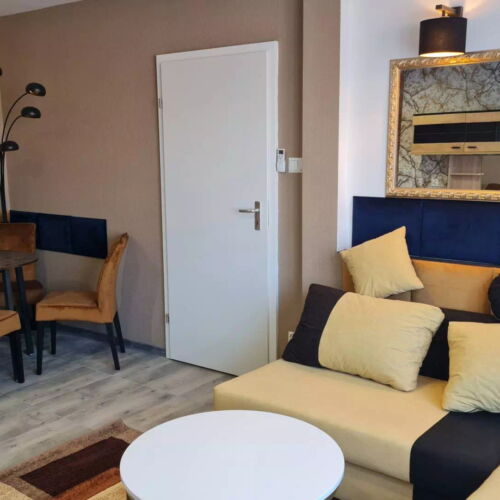Apartament cu balcon cu bucătărie proprie cu 2 camere pentru 7 pers.