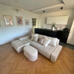 Upstairs Lux Apartment for 4 Persons