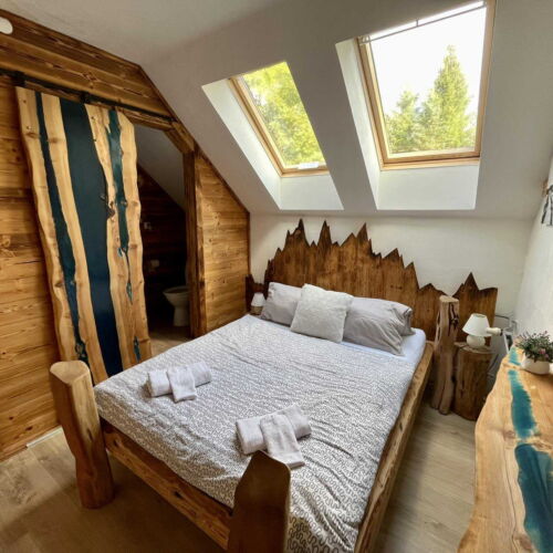 Twin Room with Shower