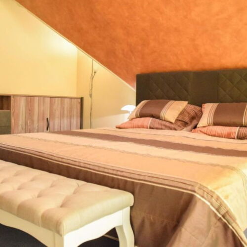 Pokoj pro 4 os. s výhledem na les na poschodí