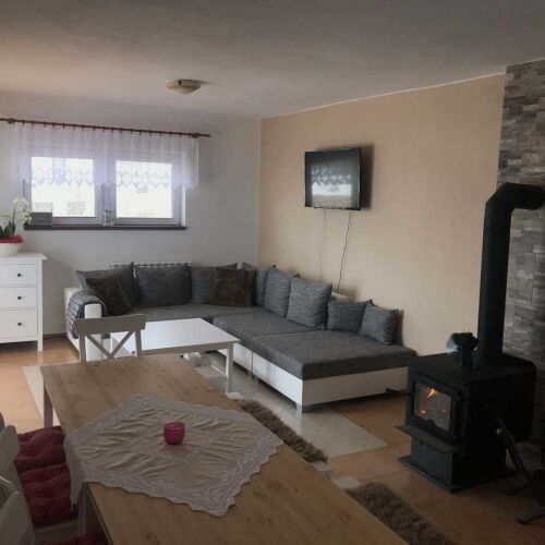 Chalupa 10-osobowy z własną kuchnią z tarasem (możliwa dostawka)