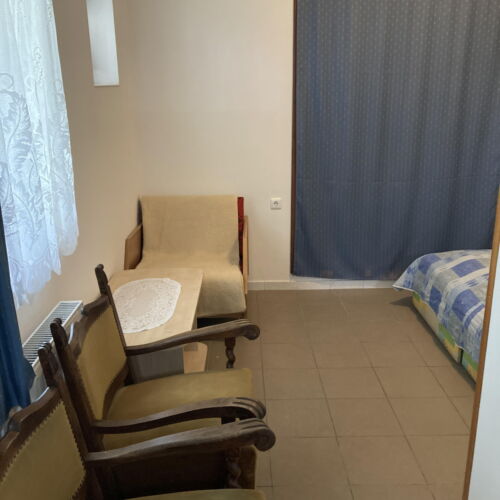 Ground Floor Twin Room ensuite