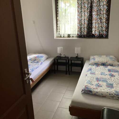 Ground Floor Twin Room with Shared Bathroom