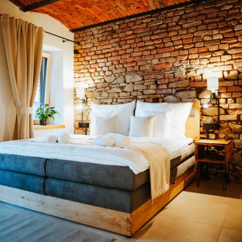 Twin Room with Shower