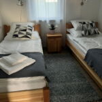 Classic Whole House Holiday Home for 4 Persons (extra bed available)