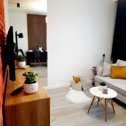 Apartament 4-osobowy na parterze z 2 pomieszczeniami sypialnianymi