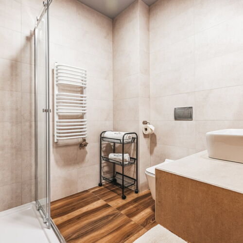 Apartament 4-osobowy z 2 pomieszczeniami sypialnianymi