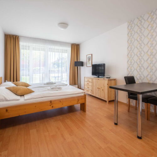 Apartament cu duș cu bucătărie proprie pentru 2 pers.