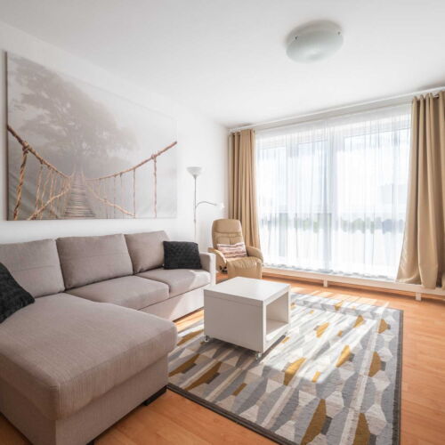 Apartament cu bucătărie proprie cu balcon pentru 2 pers. (se poate solicita pat suplimentar)