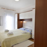 2-Zimmer-Apartment für 4 Personen mit Balkon und Klimaanlage