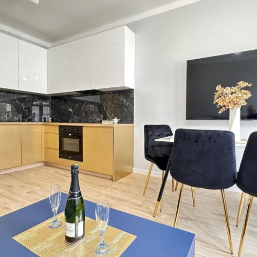 Apartament 6-osobowy na piętrze Gold z 3 pomieszczeniami sypialnianymi