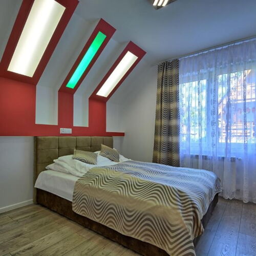 Apartament 4-osobowy z 2 pomieszczeniami sypialnianymi