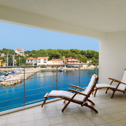 Camera twin cu balcon cu vedere spre mare