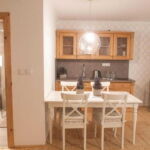 Apartment für 2 Personen mit Eigner Küche (Zusatzbett möglich)